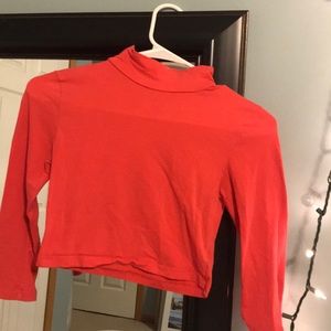 Cute long-sleeve crop shirt